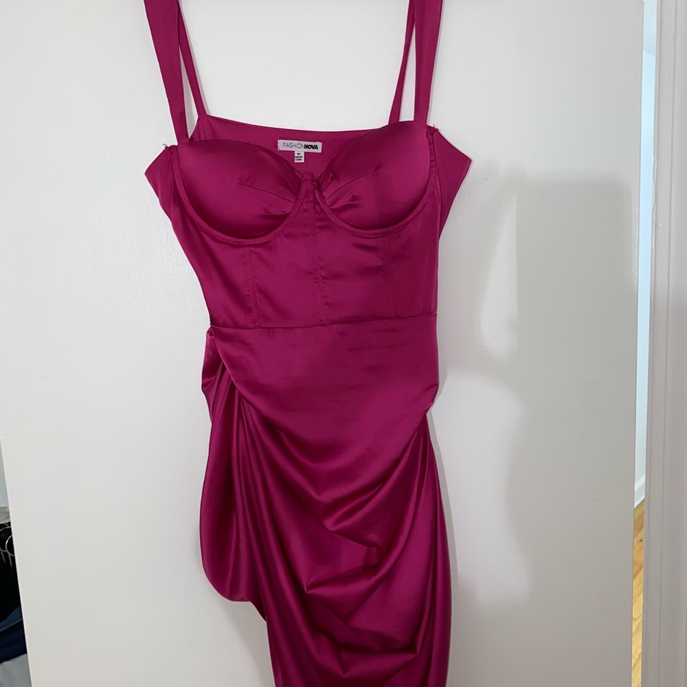 Magenta MIDI Satun Dress